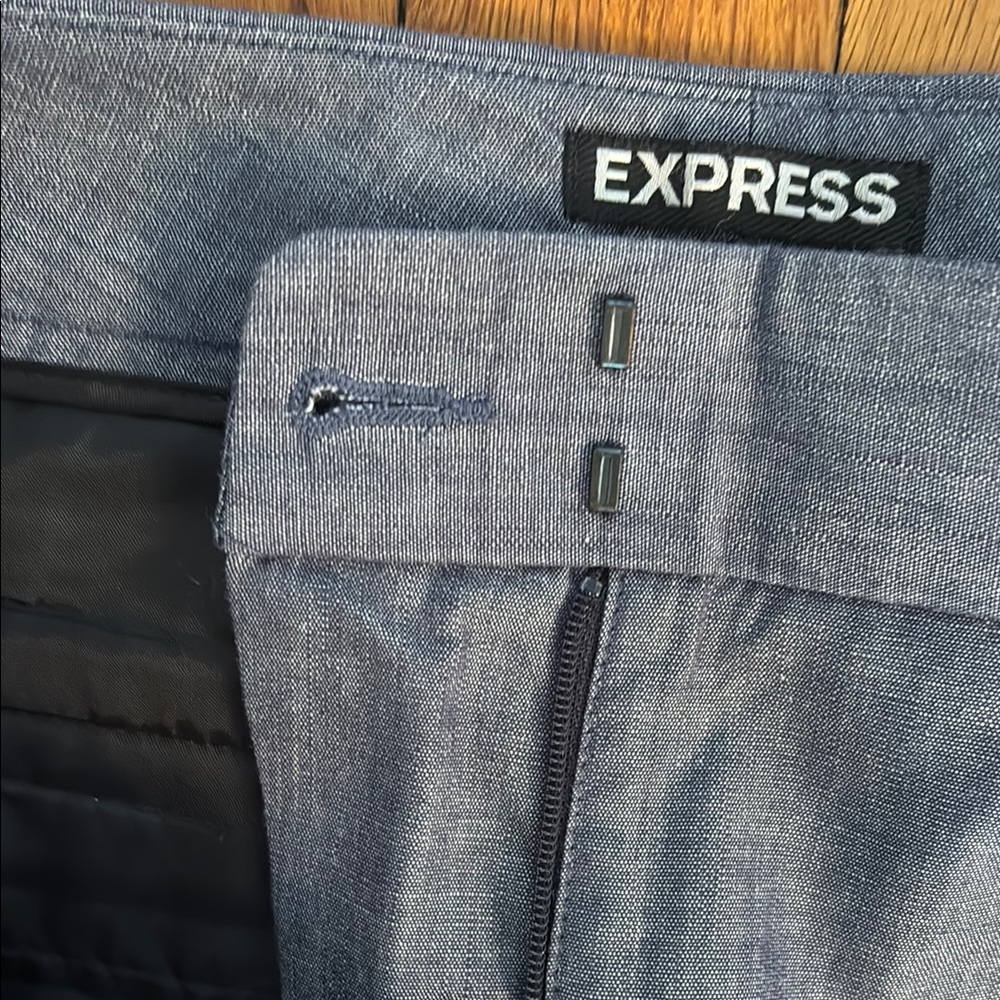 Express Blue Capris - Picture 3 of 8